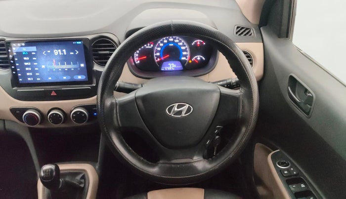 2015 Hyundai Grand i10 MAGNA 1.2 KAPPA VTVT, CNG, Manual, 67,066 km, Steering Wheel Close Up
