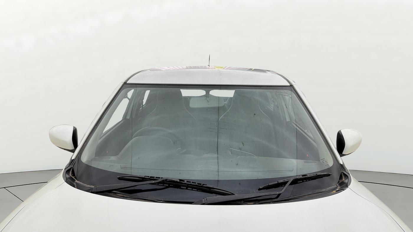 2019 Maruti Swift LXI, Petrol, Manual, 30,678 km, Front Windshield