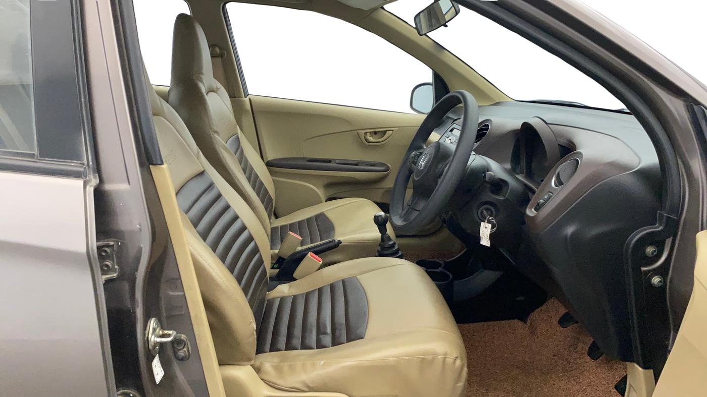 2013 Honda Brio S MT, Petrol, Manual, 97,701 km, Right Side Front Door Cabin
