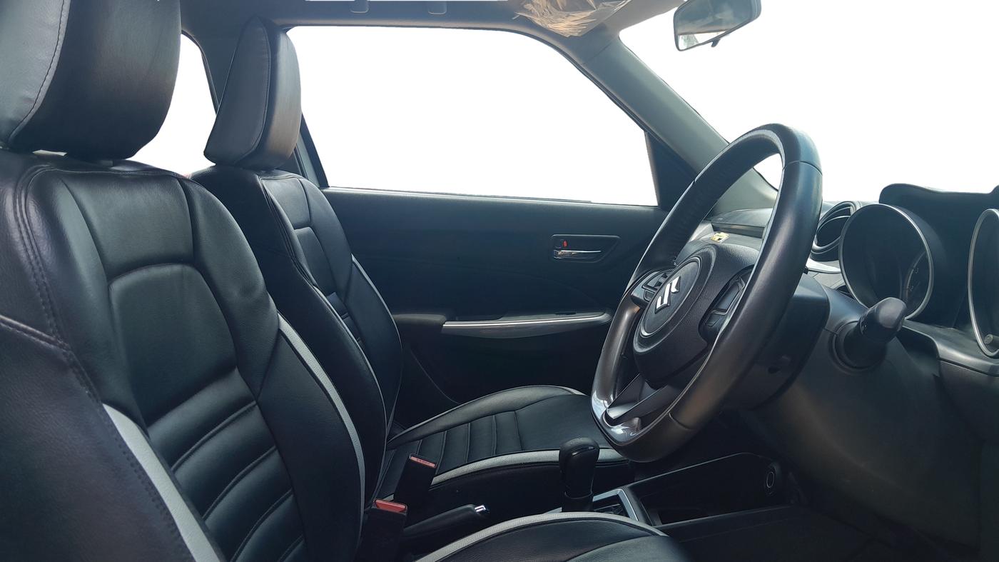 2020 Maruti Swift ZXI PLUS AMT, Petrol, Automatic, 73,743 km, Right Side Front Door Cabin