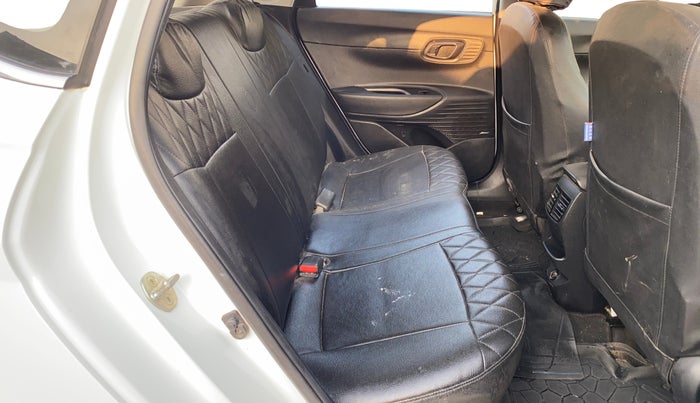 2020 Hyundai NEW I20 Asta 1.0 GDI Turbo IMT, Petrol, Manual, 45,413 km, Right Side Rear Door Cabin