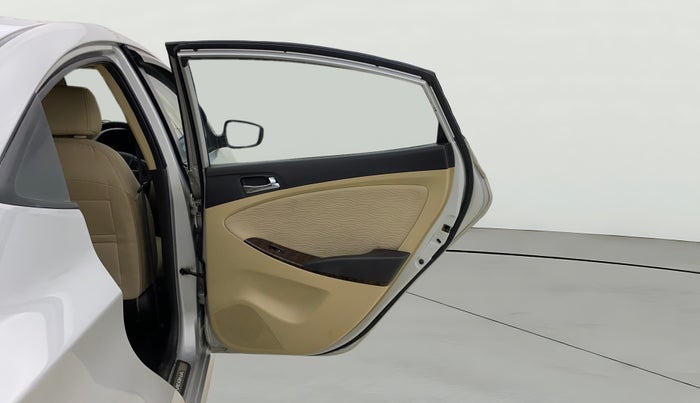 2014 Hyundai Verna FLUIDIC 1.4 CRDI CX, Diesel, Manual, 1,08,392 km, RHS Rear Door