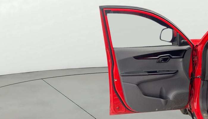 2019 Mahindra KUV 100 NXT K4+ P 6 STR, Petrol, Manual, 60,562 km, LHS Front Door