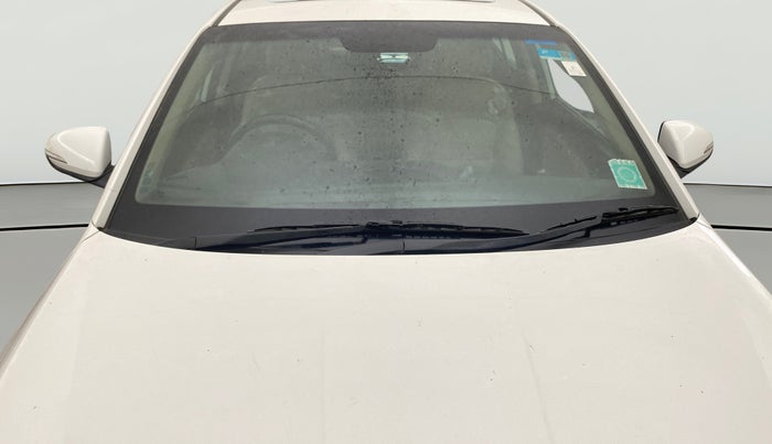 2020 Hyundai New Elantra 2.0 SX(O) AT PETROL, Petrol, Automatic, 50,981 km, Front Windshield