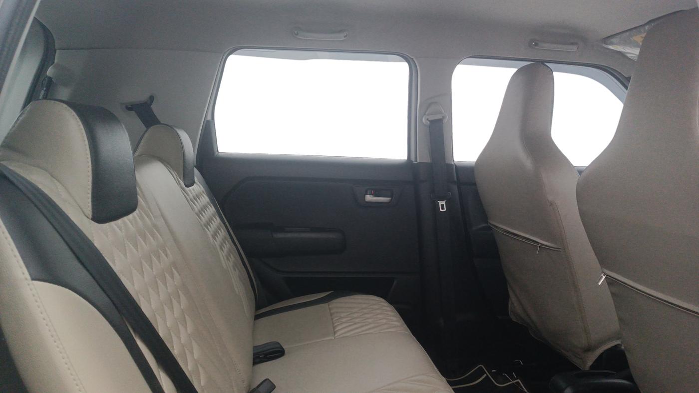 2023 Maruti New Wagon-R ZXI PLUS 1.2 AMT, Petrol, Automatic, 6,493 km, Right Side Rear Door Cabin