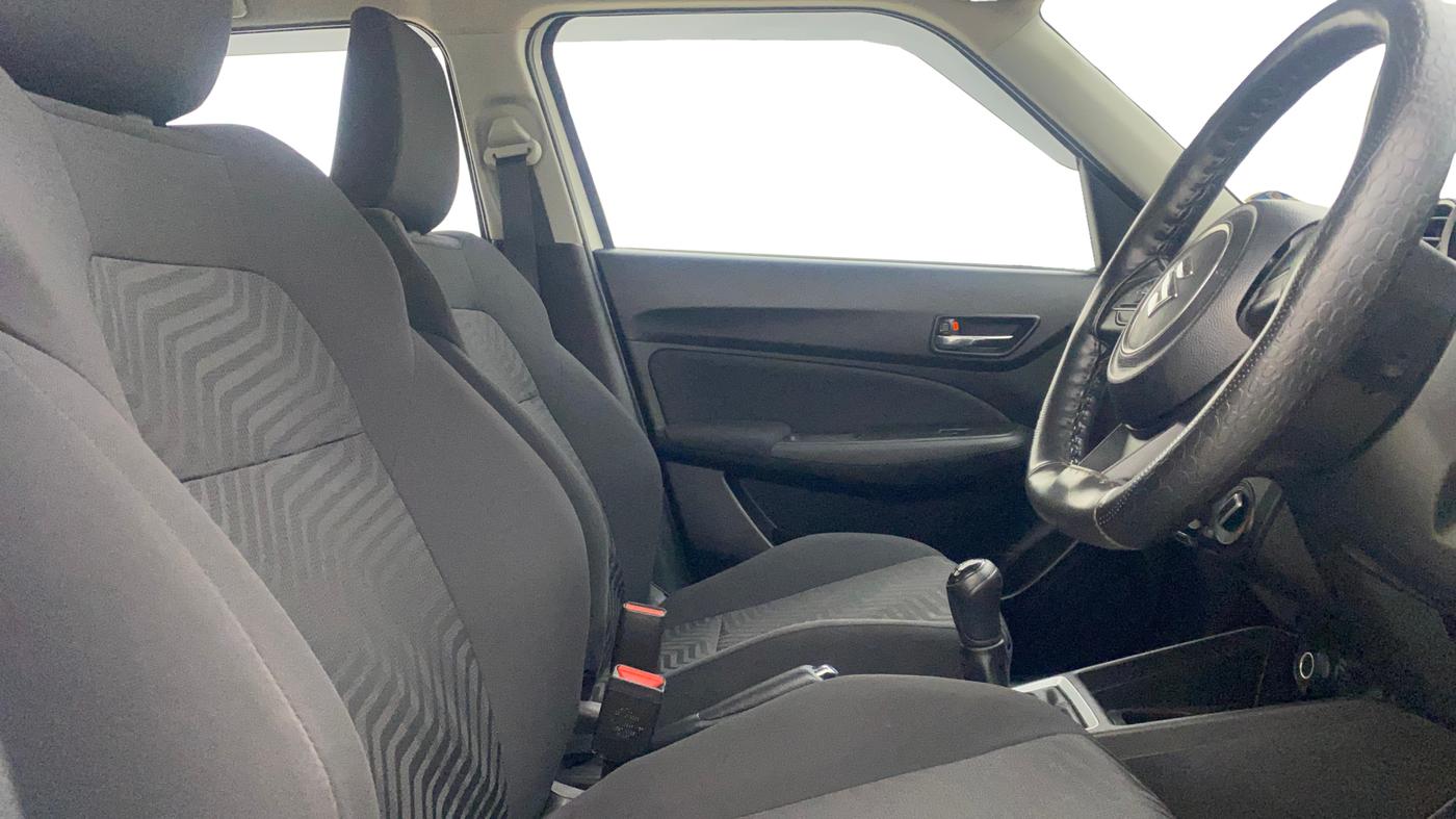 2023 Maruti Swift VXI CNG, CNG, Manual, 14,177 km, Right Side Front Door Cabin