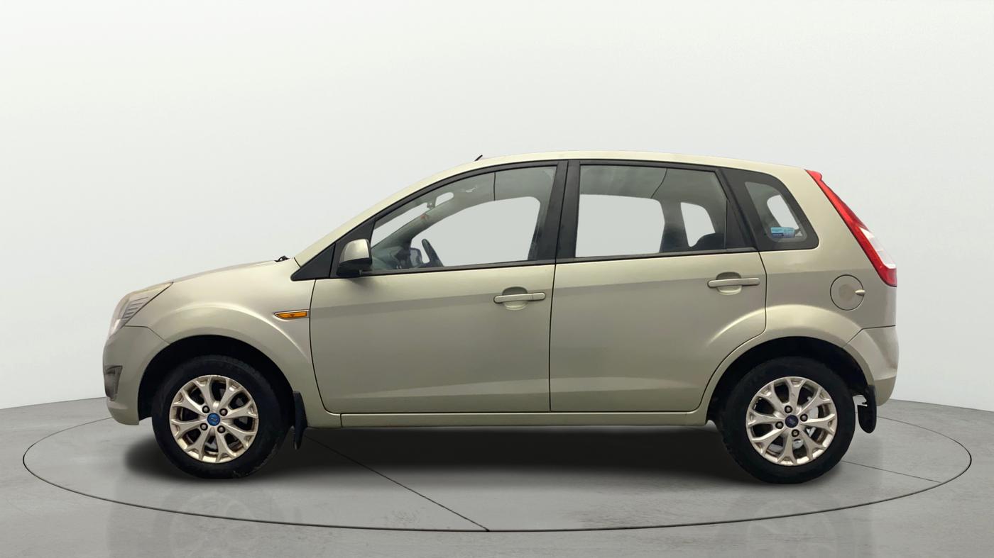 2013 Ford Figo TITANIUM 1.4 DIESEL, Diesel, Manual, 1,33,384 km, Left Side