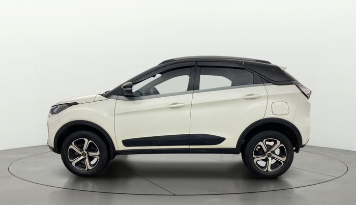 2021 Tata NEXON XZA PLUS PETROL DUAL TONE, Petrol, Automatic, 25,840 km, Left Side