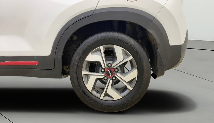 2021 KIA SONET GTX PLUS 1.5 AT, Diesel, Automatic, 63,914 km, Left Rear Wheel