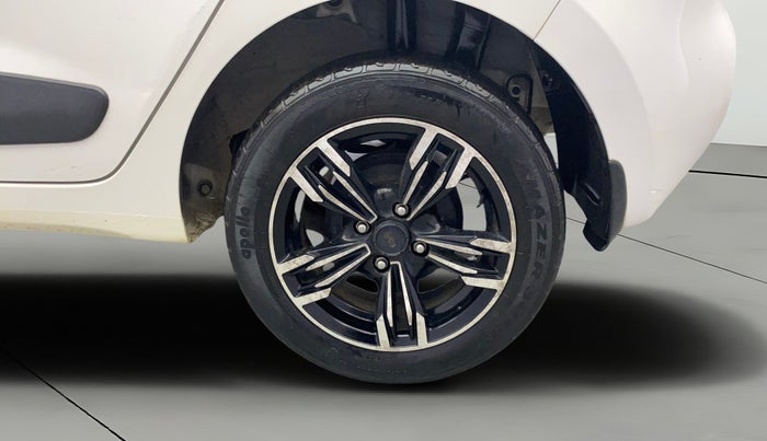 2017 Hyundai Grand i10 MAGNA AT 1.2 KAPPA VTVT, Petrol, Automatic, 32,064 km, Left Rear Wheel