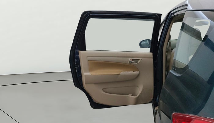 2015 Maruti Ertiga VXI CNG, CNG, Manual, 1,17,180 km, LHS Rear Door