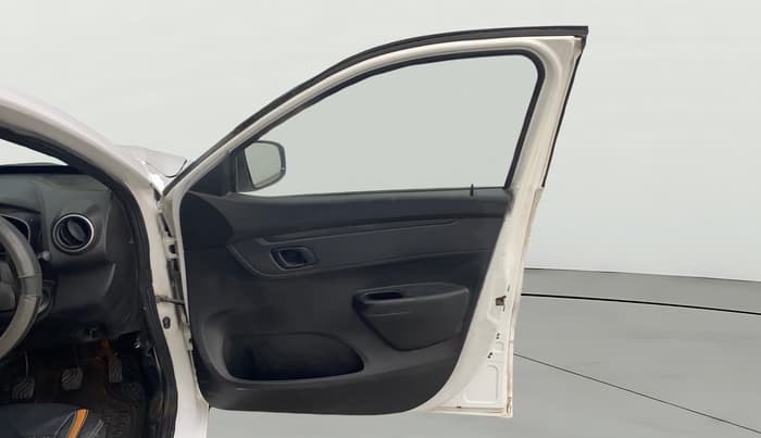 2018 Renault Kwid RXL, Petrol, Manual, 78,914 km, RHS Front Door