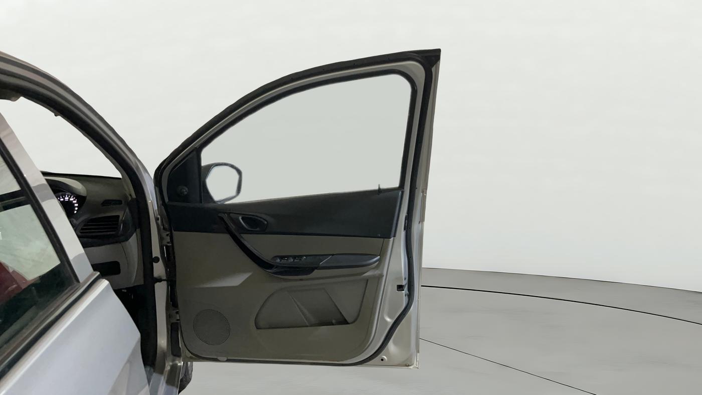 2018 Tata Tiago XM PETROL, Petrol, Manual, 44,597 km, RHS Front Door