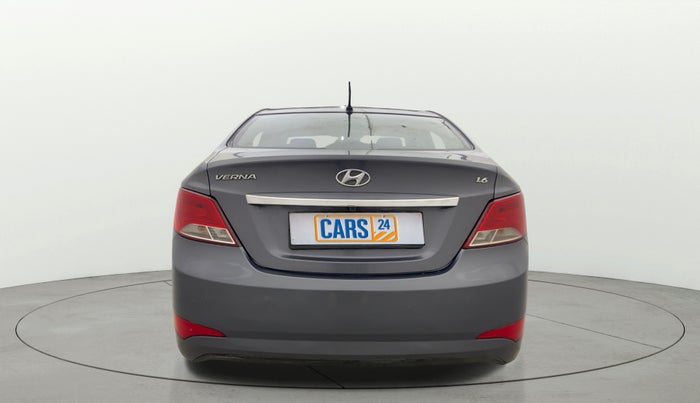 2015 Hyundai Verna FLUIDIC 4S 1.6 VTVT S(O), Petrol, Manual, 1,42,985 km, Back/Rear