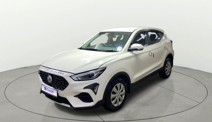 2024 MG ASTOR Sprint 1.5 MT (Ivory), Petrol, Manual, 7,166 km, Left Front Diagonal
