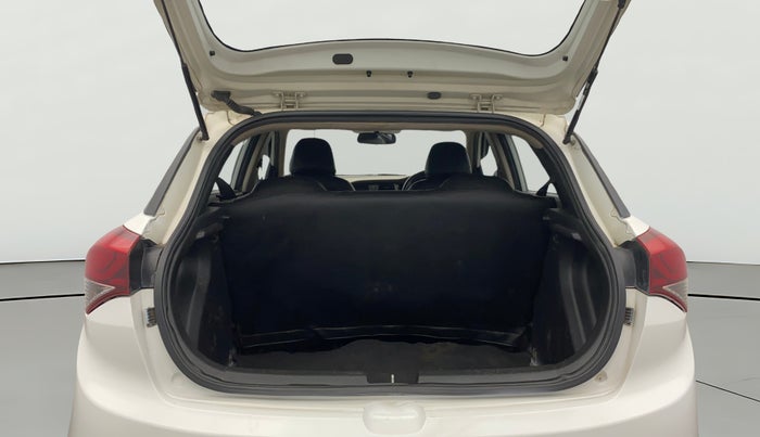 2015 Hyundai Elite i20 MAGNA 1.2, Petrol, Manual, 98,620 km, Boot Open Zoomed View