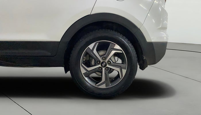 2017 Hyundai Creta SX (O) 1.6 DIESEL, Diesel, Manual, 90,413 km, Left Rear Wheel