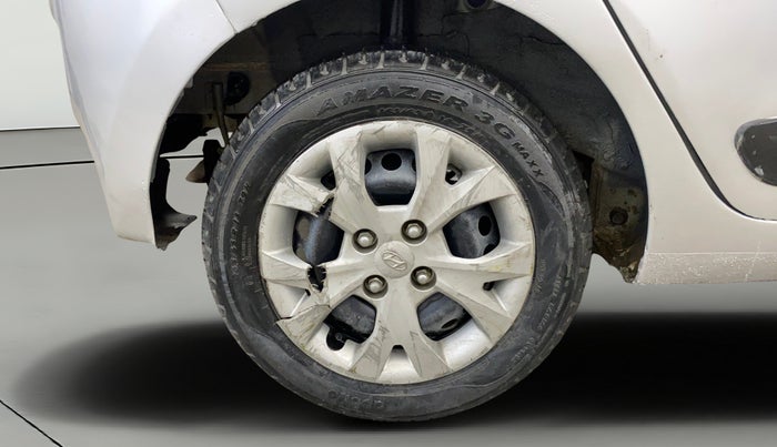 2016 Hyundai Grand i10 SPORTZ 1.2 KAPPA VTVT, Petrol, Manual, 26,923 km, Right Rear Wheel