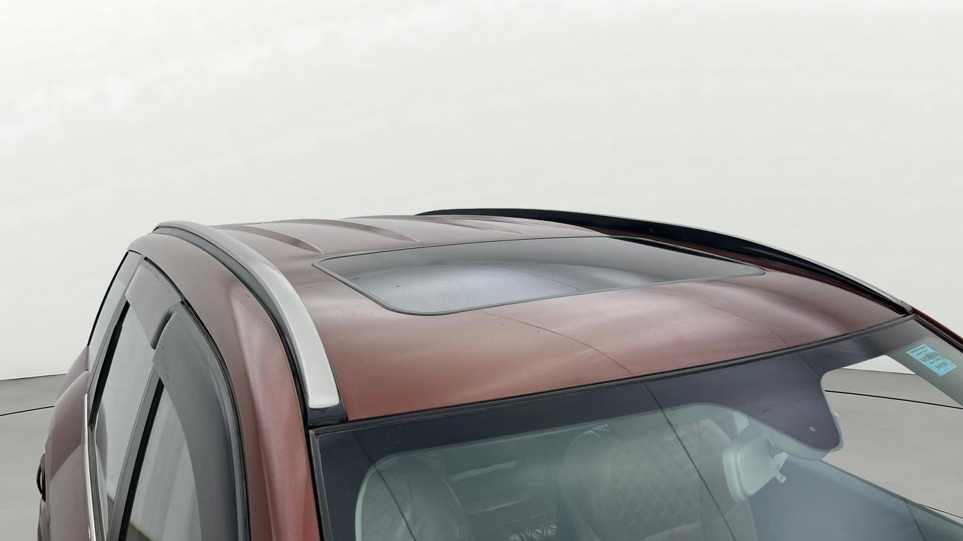 2018 Mahindra XUV500 W11 AT, Diesel, Automatic, 43,833 km, Roof