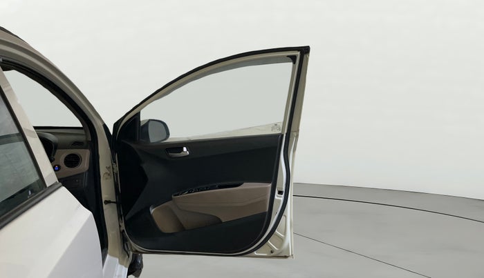 2015 Hyundai Grand i10 ASTA AT 1.2 KAPPA VTVT, Petrol, Automatic, 80,939 km, RHS Front Door