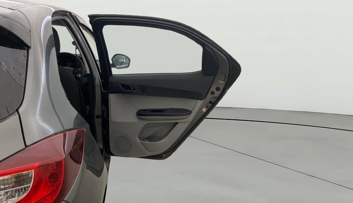 2022 Tata Tiago XT CNG, CNG, Manual, 30,092 km, RHS Rear Door