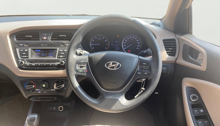 2016 Hyundai Elite i20 MAGNA 1.2, Petrol, Manual, 53,399 km, Steering Wheel Close Up