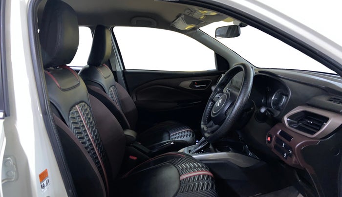 2023 Maruti FRONX ZETA 1.0L TURBO 6 AT, Petrol, Automatic, 10,153 km, Right Side Front Door Cabin