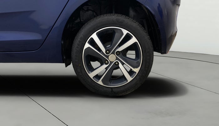 2023 Tata ALTROZ XZ DIESEL, Diesel, Manual, 98,222 km, Left Rear Wheel