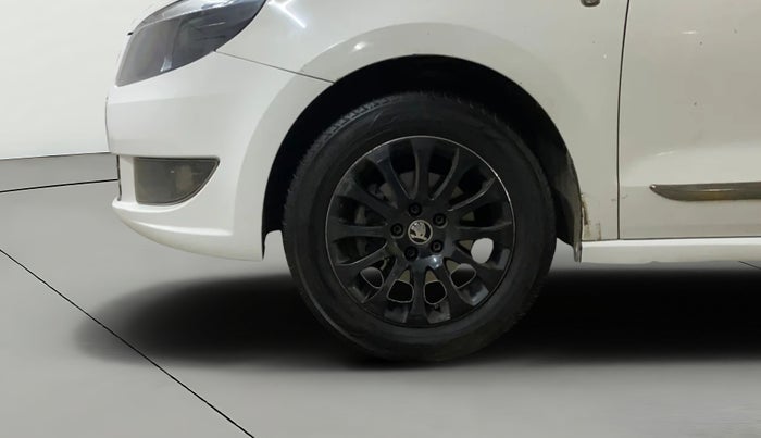 2015 Skoda Rapid 1.5 TDI CR ELEGANCE, Diesel, Manual, 98,257 km, Left Front Wheel