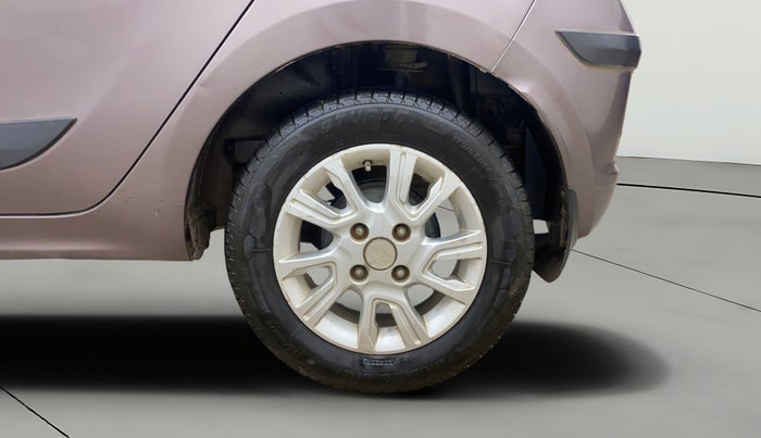 2017 Tata Tiago XZ PETROL, Petrol, Manual, 93,785 km, Left Rear Wheel