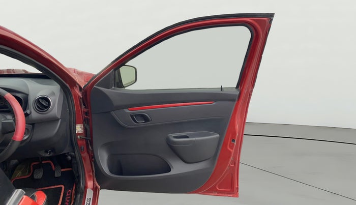 2016 Renault Kwid RXT 1.0 AMT, Petrol, Automatic, 42,109 km, RHS Front Door