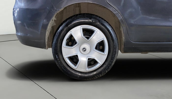 2014 Maruti Ertiga VXI, Petrol, Manual, 66,266 km, Right Rear Wheel