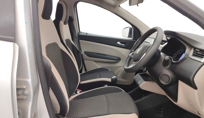 2022 Renault TRIBER RXZ AMT, Petrol, Automatic, 28,081 km, Right Side Front Door Cabin