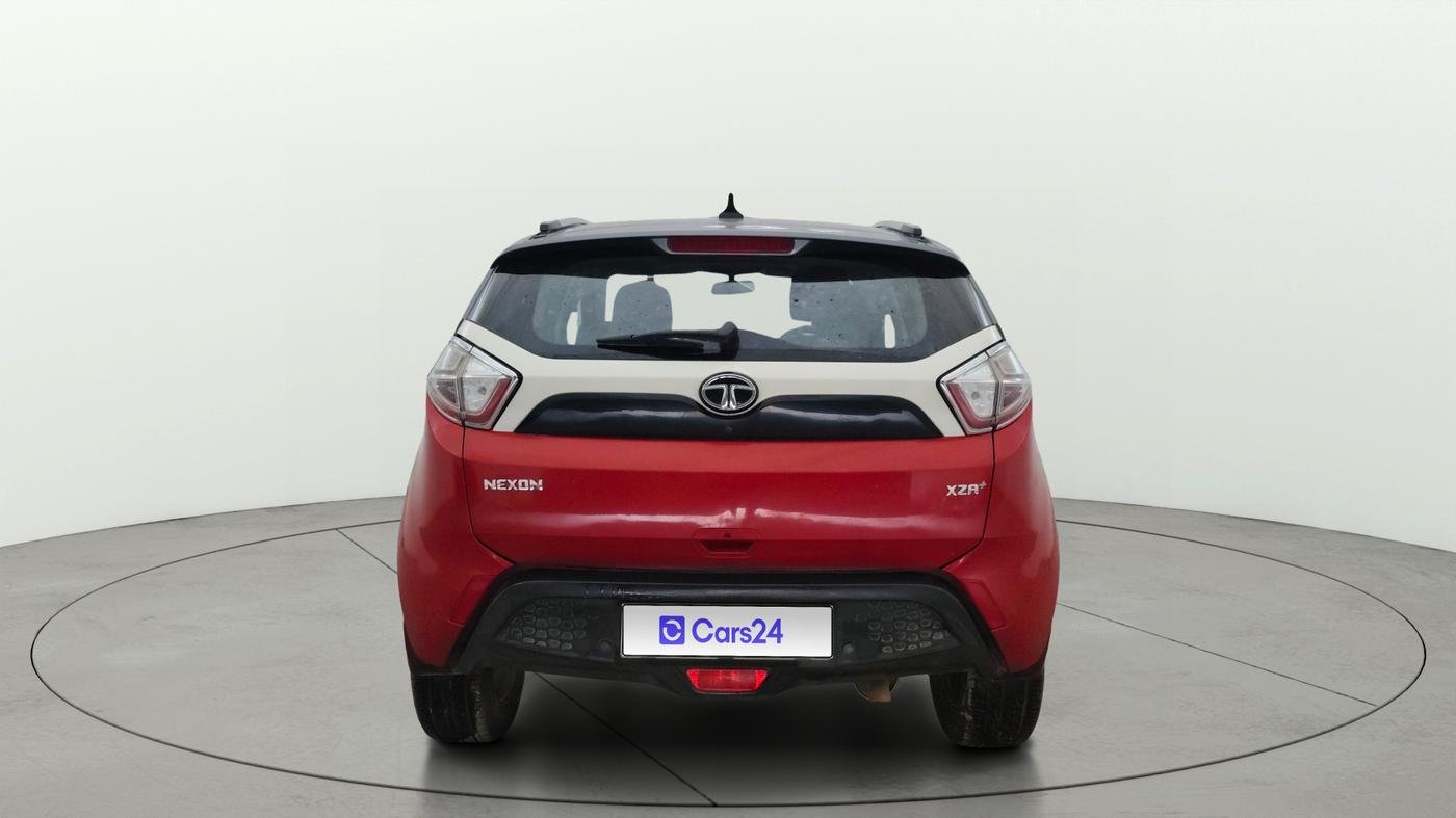 2018 Tata NEXON XZA PLUS DIESEL DUAL TONE, Diesel, Automatic, 64,069 km, Back/Rear