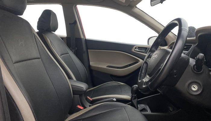 2017 Hyundai Elite i20 SPORTZ 1.2, Petrol, Manual, 79,549 km, Right Side Front Door Cabin