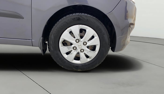 2013 Hyundai i10 MAGNA 1.1, Petrol, Manual, 66,729 km, Right Front Wheel