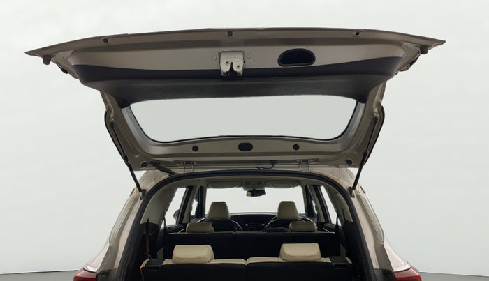 2023 KIA CARENS LUXURY 1.5 TURBO PETROL IMT 7 STR, Petrol, Manual, 60,141 km, Boot Door Open