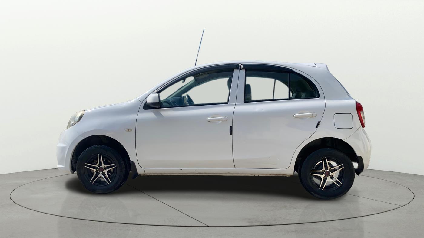 2018 Nissan Micra Active XV, Petrol, Manual, 77,183 km, Left Side