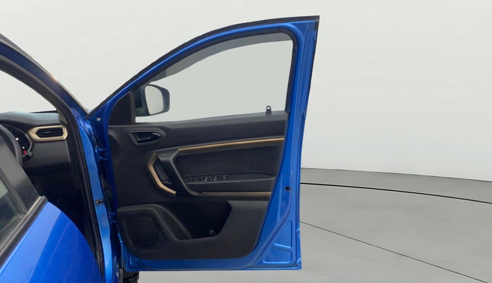 2021 Renault Kiger RXT MT, Petrol, Manual, 29,497 km, RHS Front Door