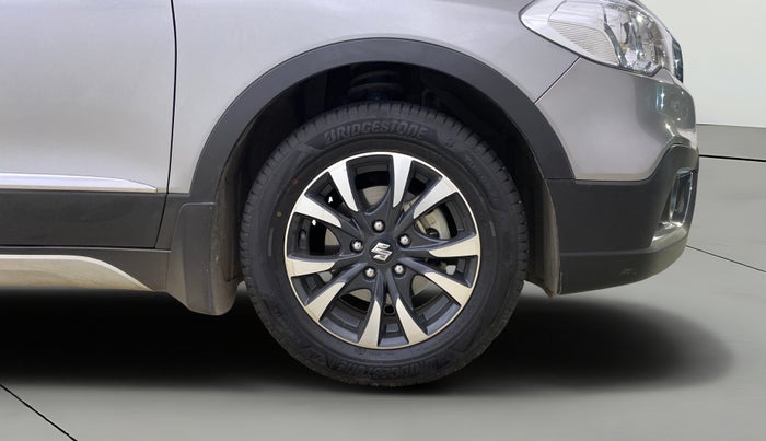 2022 Maruti S Cross ZETA 1.5, Petrol, Manual, 50,886 km, Right Front Wheel