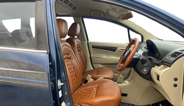 2014 Maruti Ertiga VDI, Diesel, Manual, 94,056 km, Right Side Front Door Cabin