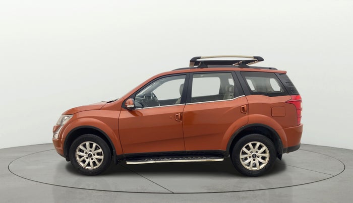 2017 Mahindra XUV500 W10, Diesel, Manual, 99,576 km, Left Side