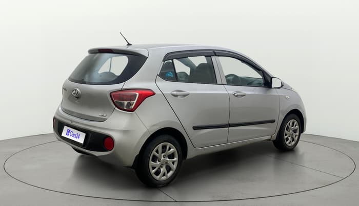 2017 Hyundai Grand i10 MAGNA 1.2 KAPPA VTVT, Petrol, Manual, 64,662 km, Right Back Diagonal