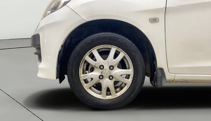 2014 Honda Brio VX AT, Petrol, Automatic, 1,03,595 km, Left Front Wheel