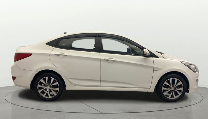 2016 Hyundai Verna 1.6 VTVT SX, Petrol, Manual, 98,255 km, Right Side View