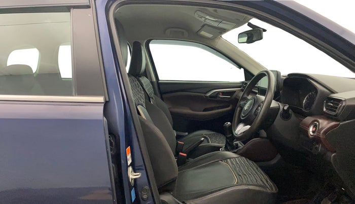 2023 Maruti Grand Vitara ZETA CNG, CNG, Manual, 96,032 km, Right Side Front Door Cabin