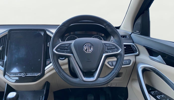 2021 MG HECTOR SMART 2.0 DIESEL, Diesel, Manual, 30,268 km, Steering Wheel Close Up