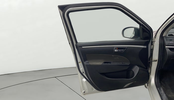 2015 Maruti Swift ZDI, Diesel, Manual, 31,878 km, LHS Front Door