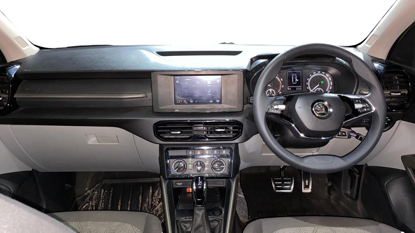 2025 Skoda Kylaq Signature AT, Petrol, Automatic, 9,642 km, Dashboard