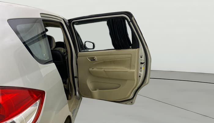 2017 Maruti Ertiga VXI CNG, CNG, Manual, 67,313 km, RHS Rear Door